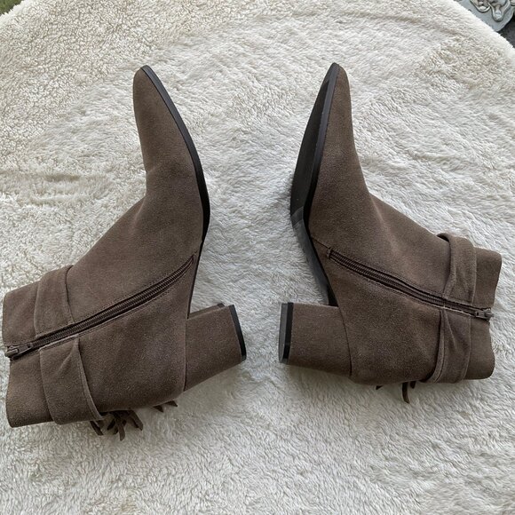 Van Eli Women’s Taupe Suede Western Fringe Knot Ankle Boots With Chunky Heels - Picture 6 of 11